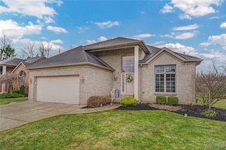 67 Mapleton Dr, Buffalo, NY 14221