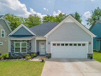 533 High Echelon Cir, Smyrna, TN 37167