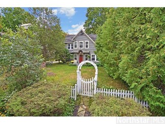 2927 Westwood Rd S, Wayzata, MN 55391