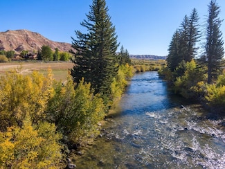 17 Rocking Chair Rd, Dubois, WY 82513