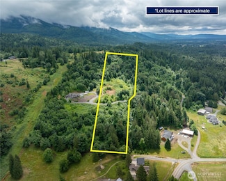 4135 Kamphouse Dr, Sumas, WA 98295