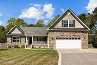 103 Thornberry Place, Jacksonville, NC 28540
