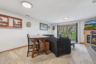 3030 Shields Dr Unit 105, Saint Paul, MN 55121