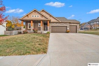 15354 Jaynes St, Omaha, NE 68116