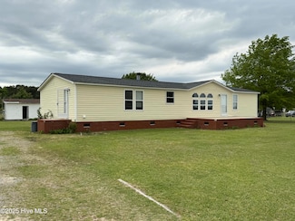 1071 Red Hill Rd, Mount Olive, NC 28365