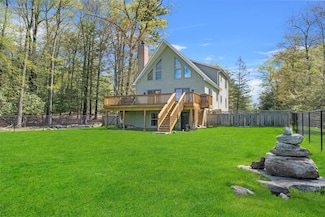 85 Lake Shore Dr W, Rock Hill, NY 12775