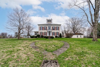 501 E Alquina Rd, Connersville, IN 47331