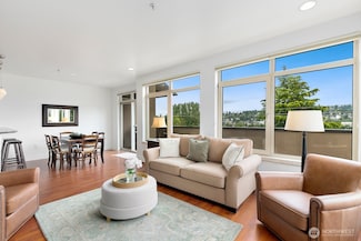 2551 Thorndyke Ave W Unit 302, Seattle, WA 98199