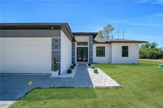 315 Stonybrook Ave, Lehigh Acres, FL 33972