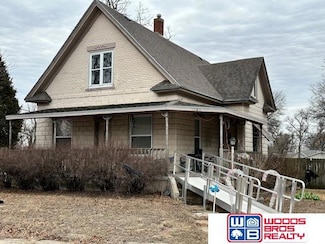 1400 6th St, Fairbury, NE 68352