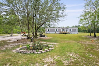 591 Simmons Place Dr SE, Ludowici, GA 31316
