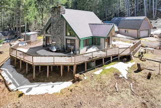 20 Sunshine Ln, Mad River, CA 95552