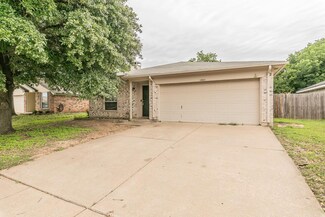 1205 Nicole Way, Burleson, TX 76028