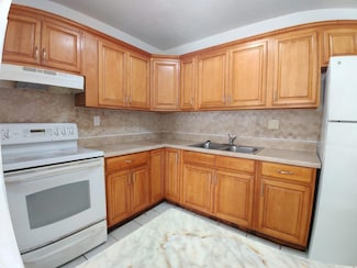 3961 SW 51st St, Fort Lauderdale, FL 33312