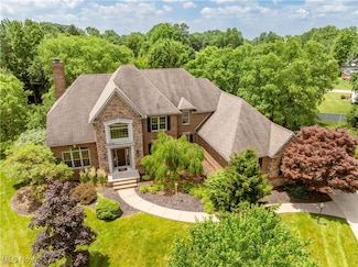 2840 Barclay Cir NW, North Canton, OH 44720
