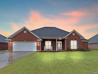 2627 Buckingham Gate SW, Decatur, AL 35603