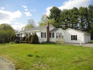 18 Belmont Ave, Randolph, ME 04346