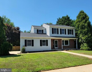 17 Arena St, Mantua, NJ 08051