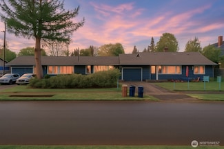 602 E 36th St Unit 604, Tacoma, WA 98404