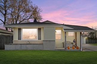 11335 W Carmen Ave, Milwaukee, WI 53225