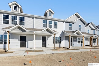 4703 E 21st St, Fremont, NE 68025