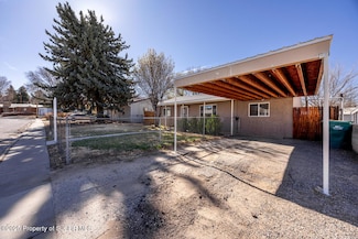 808 Baird Cir, Aztec, NM 87410