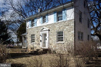 1005 Woodland Way, Hagerstown, MD 21742