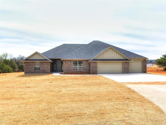 2520 Secretariat Pass, Guthrie, OK 73044