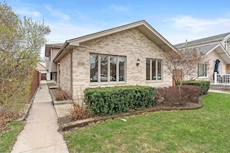 10633 S Whipple St, Chicago, IL 60655