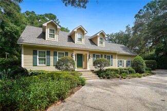 111 Marsh Oak Dr, Brunswick, GA 31525