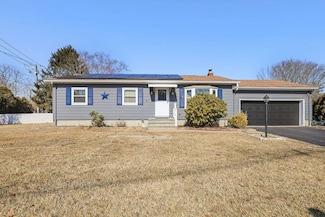 385 Cross Rd, North Dartmouth, MA 02747