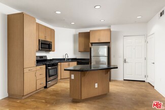 1408 W Washington Blvd Unit 208, Los Angeles, CA 90007