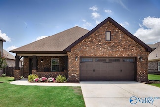 117 Goldfinch Dr, Madison, AL 35756