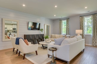 The Hollins, Chapin, SC 29036