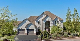 136 Wakefield Rd, Shavertown, PA 18708