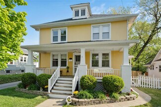 1076 Madison St, Saint Charles, MO 63301