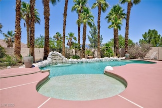 8616 Crest Hill Ave, Las Vegas, NV 89145