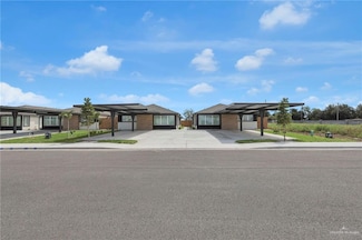 1612 Shadow Creek Unit 4, Weslaco, TX 78596