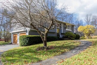 318 Vaughn Rd, Athol, MA 01331