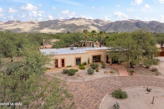 11101 E Calle Vaqueros, Tucson, AZ 85749