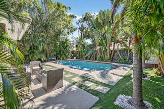 554 NW 45th Ct, Fort Lauderdale, FL 33309