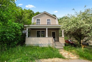226 Hickory St, Mc Kees Rocks, PA 15136
