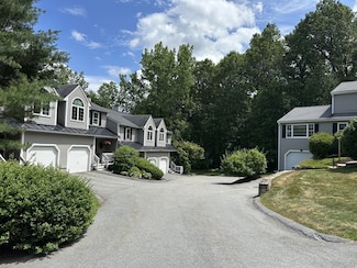 1904 Oakwood St Unit 1904, Holden, MA 01520