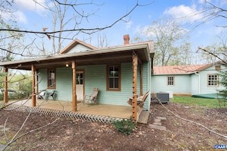 7624 Secretarys Sand Rd, Schuyler, VA 22969