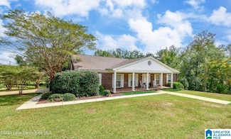 2130 Skylark Dr, Alexander City, AL 35010