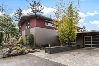 19311 45th Ave NE, Lake Forest Park, WA 98155