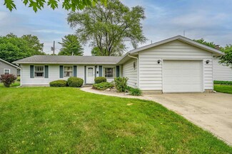 104 Rolling Hills Ave, Columbia City, IN 46725