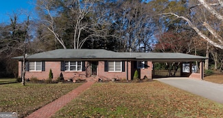 209 Hill Dr, Carrollton, GA 30117