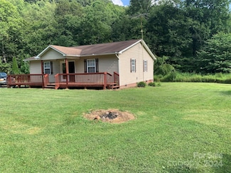 1864 Culvin Creek Rd, Marshall, NC 28753