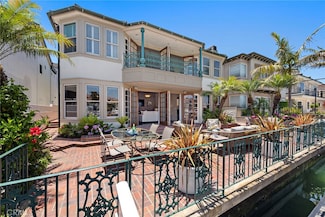 648 Harbor Island Dr, Newport Beach, CA 92660